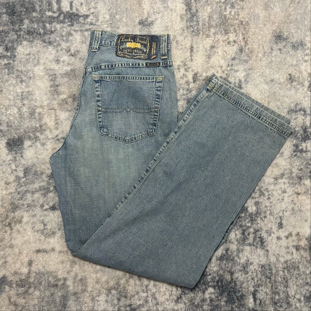 Lucky Brand Dungares Jean Size 32